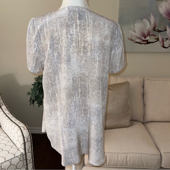 Eileen Fisher Silk Ballet Neck Short Sleeve T-Shirt Blouse  Size M - Picture 4 of 14